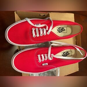 New in Box Vans Bold Red Canvas Shoes Women 11 - Men 9.5